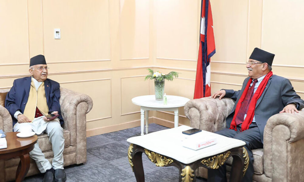 Oli meets PM Dahal